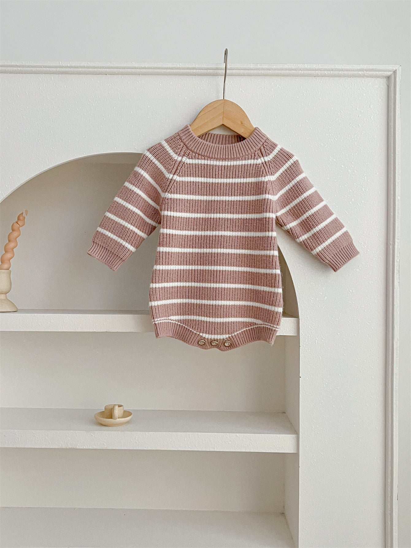 Autumn Arrival Baby Unisex Long Sleeves Striped Crew Neck Knitted Onesies